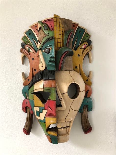 Mayan Mask 1xbet